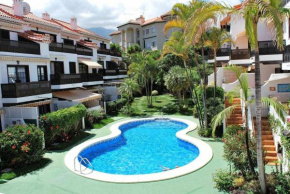 Гостиница Apartamento con Terraza y Piscina C  Пуэрто-Де-Ла-Крус